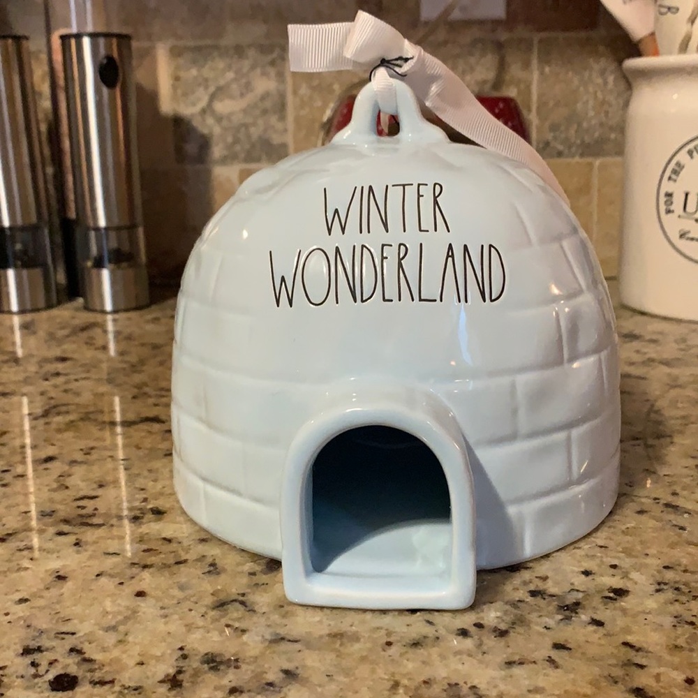 COPY - Rae Dunn WINTER WONDERLAND igloo